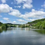21 Mit Seeblick Und Garten Bis 6 Personen 度假居