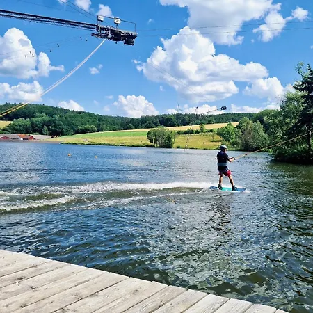 21 Mit Seeblick Und Garten Bis 6 Personen *