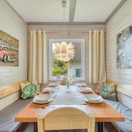 21 Mit Seeblick Und Garten Bis 6 Personen