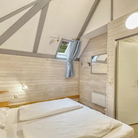 21 Mit Seeblick Und Garten Bis 6 Personen Dom wakacyjny *