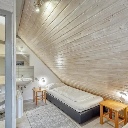 21 Mit Seeblick Und Garten Bis 6 Personen *